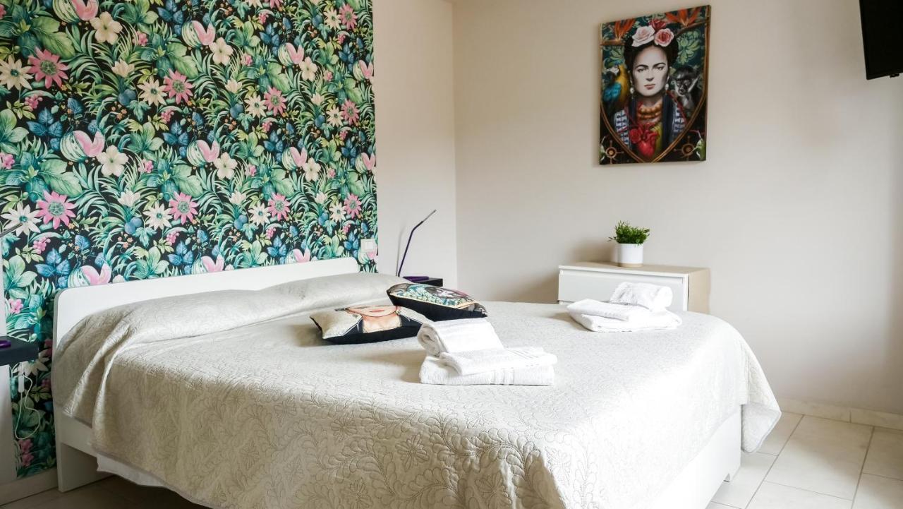 Aparthotel Le Sirene - Frida 蒂沃利 外观 照片